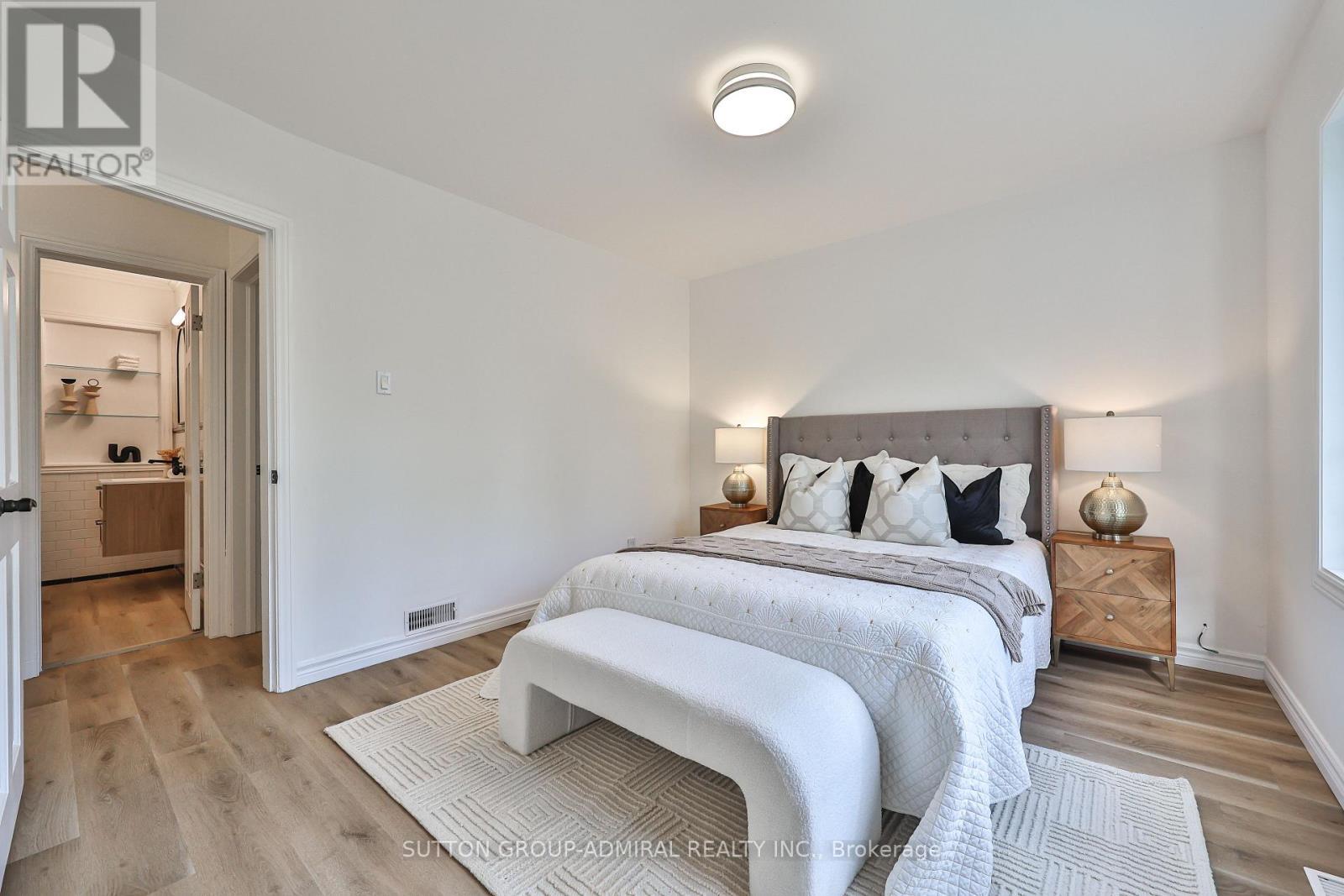81 Yorkview Drive, Toronto, ON - Indoor Photo Showing Bedroom