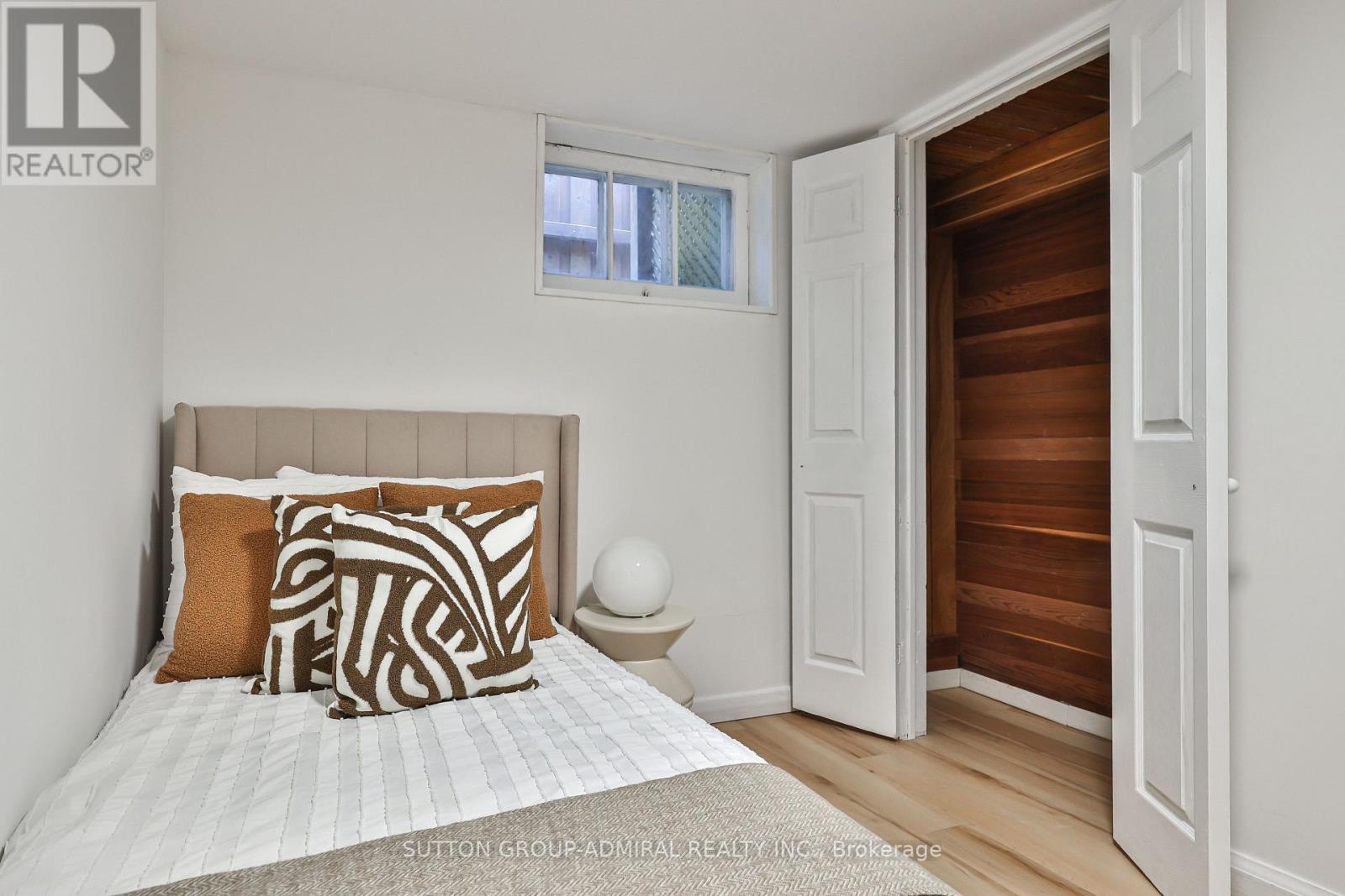 81 Yorkview Drive, Toronto, ON - Indoor Photo Showing Bedroom