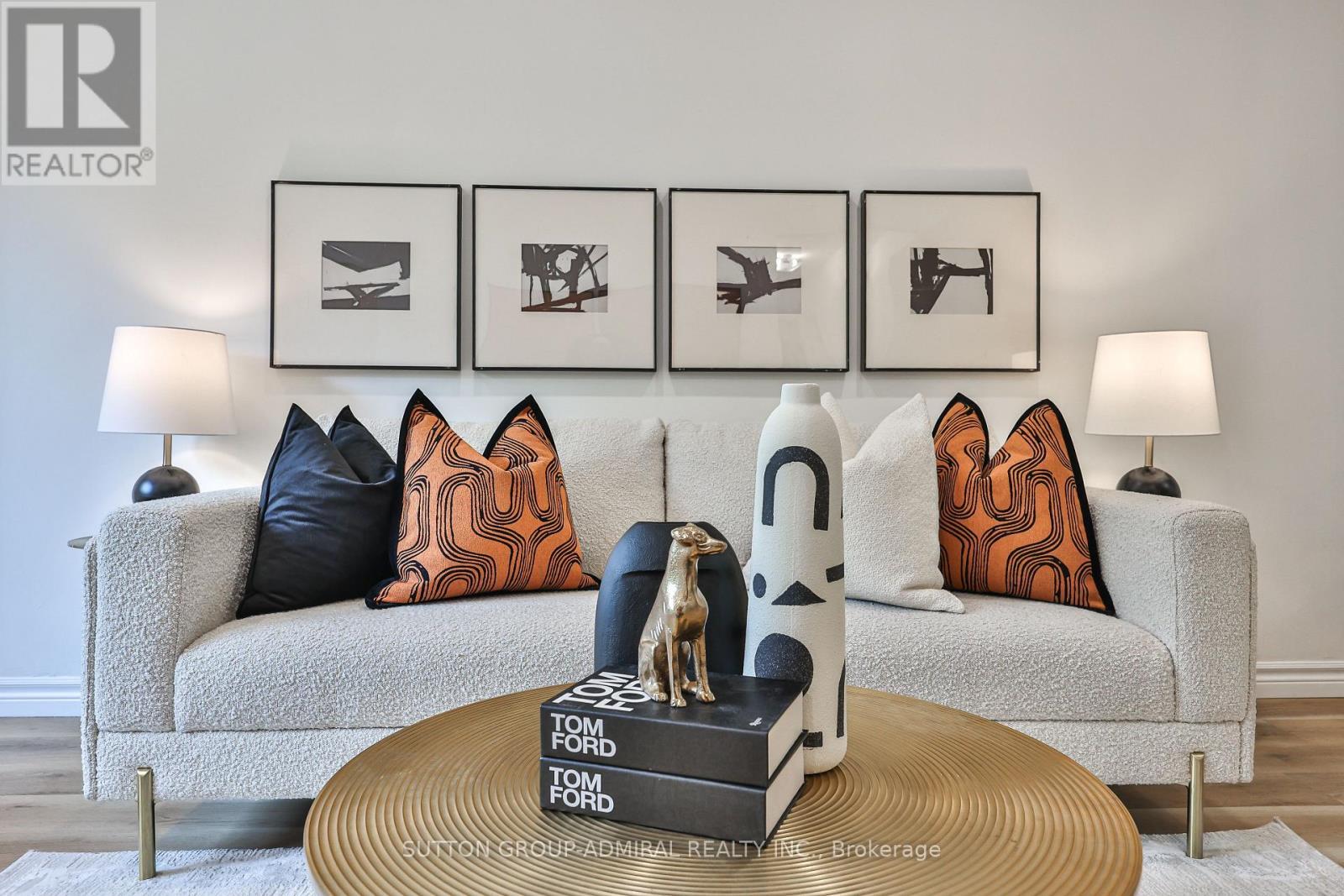 81 Yorkview Drive, Toronto, ON - Indoor Photo Showing Other Room