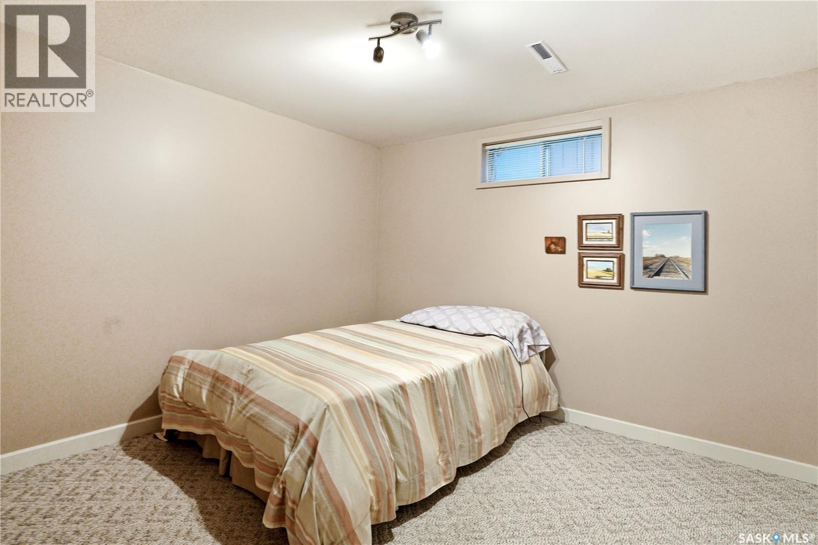 1601 Morgan Avenue, Saskatoon, SK - Indoor Photo Showing Bedroom