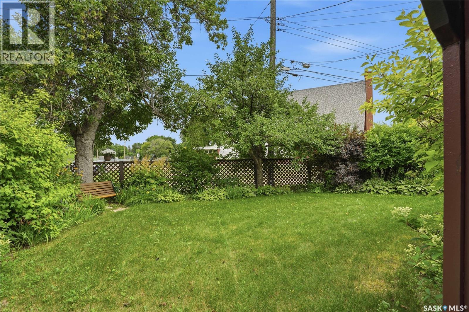 1601 Morgan Avenue, Saskatoon, SK - Outdoor