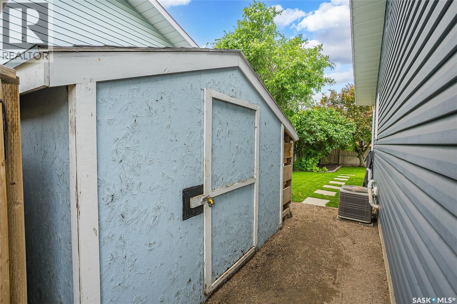 342 Haslam Crescent, Saskatoon, SK - Outdoor With Exterior