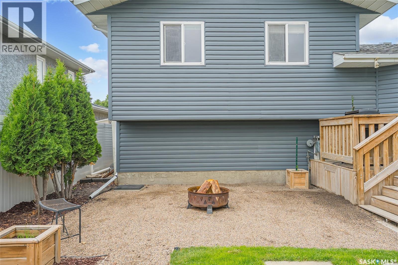 342 Haslam Crescent, Saskatoon, SK - Outdoor With Exterior