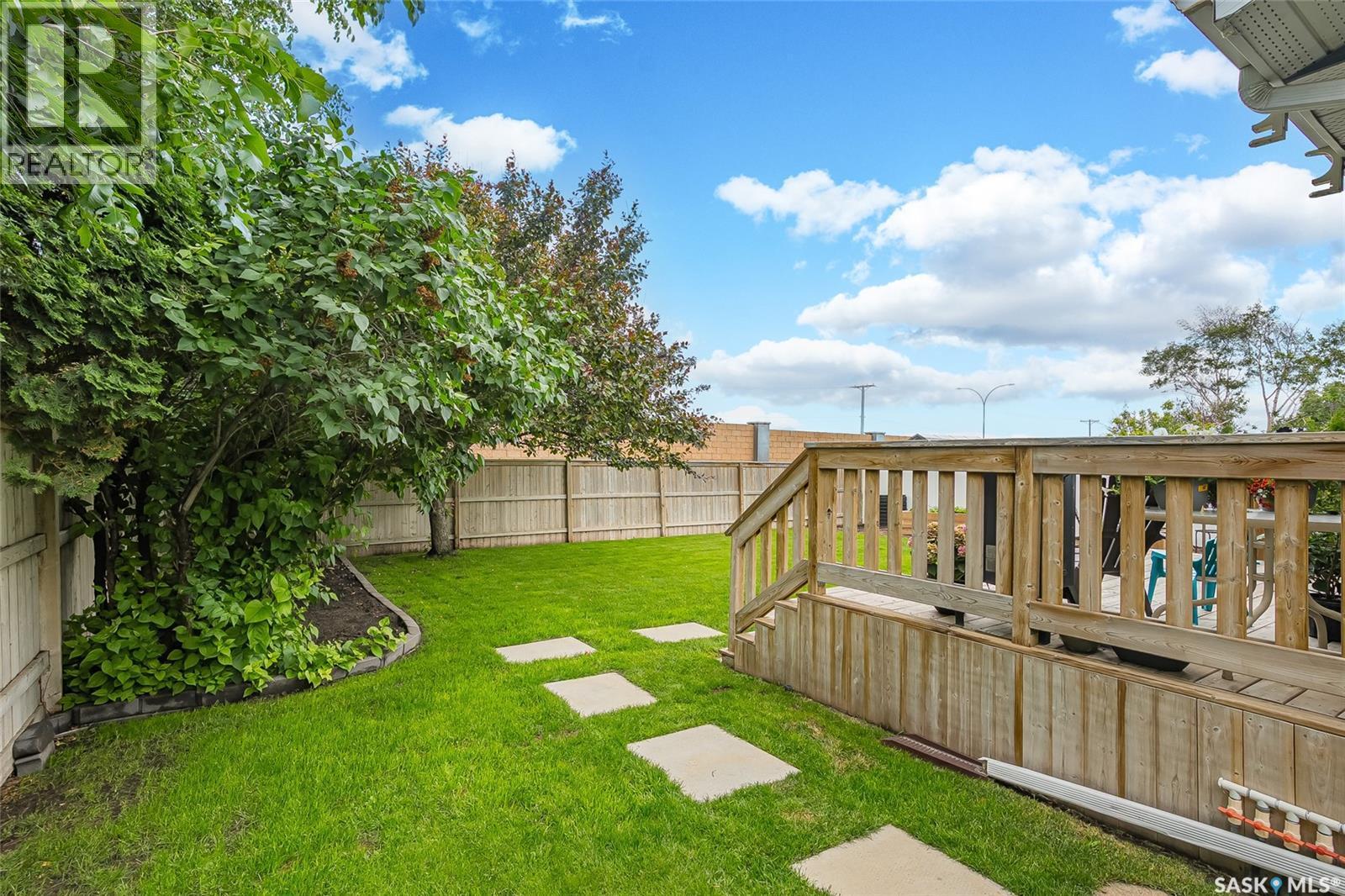 342 Haslam Crescent, Saskatoon, SK - Outdoor
