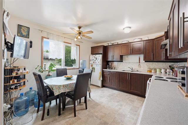 253 Hawthorne Ave, Winnipeg, MB - Indoor