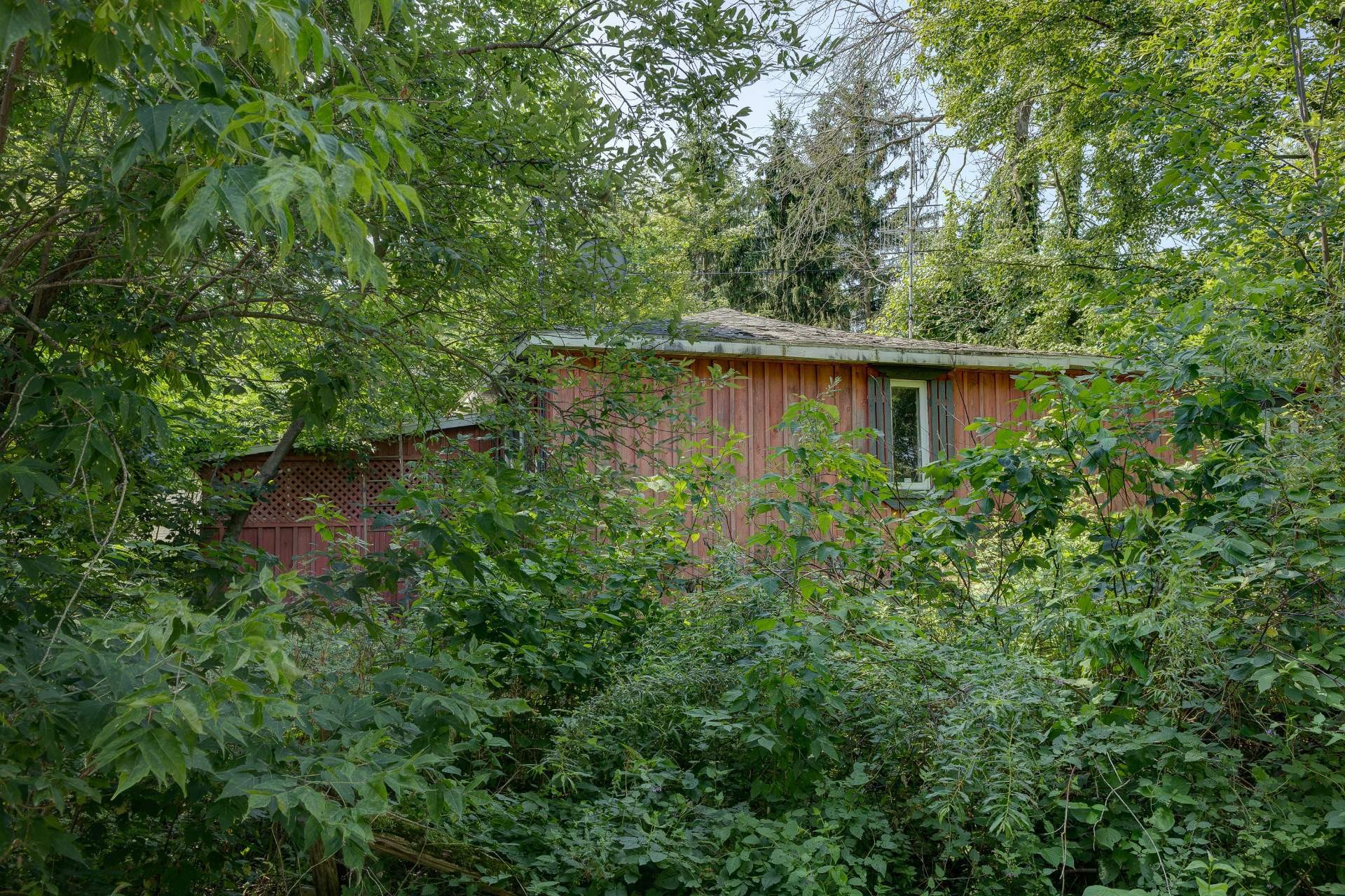 Back of Structure - 386 Rue Champlain, Henryville, QC - Outdoor