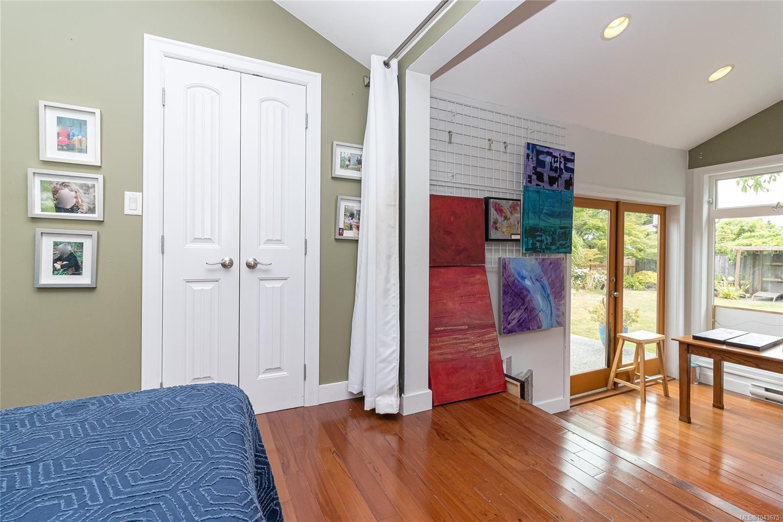 10107 Third St, Sidney, BC