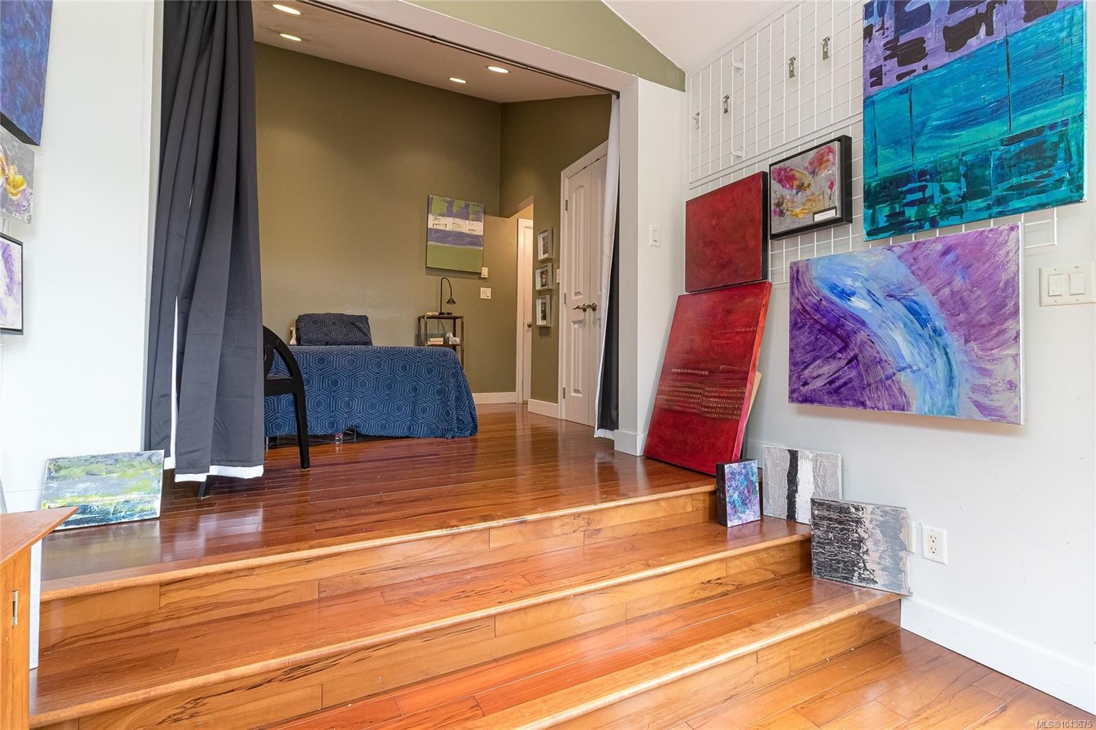 10107 Third St, Sidney, BC
