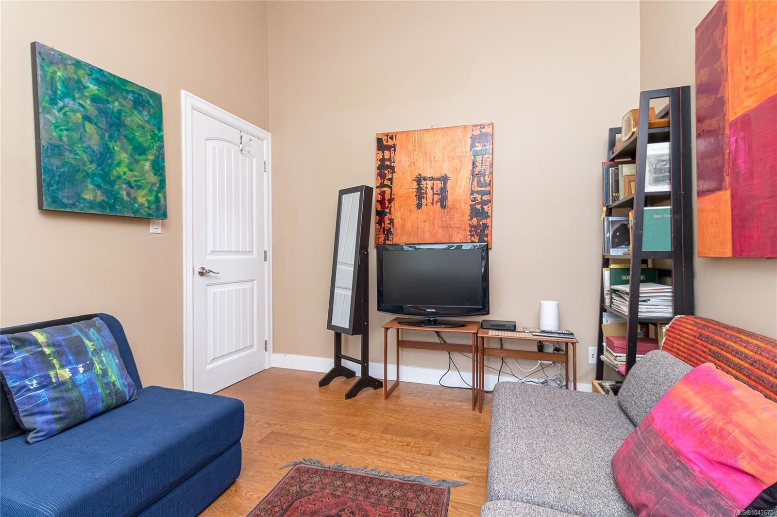 10107 Third St, Sidney, BC