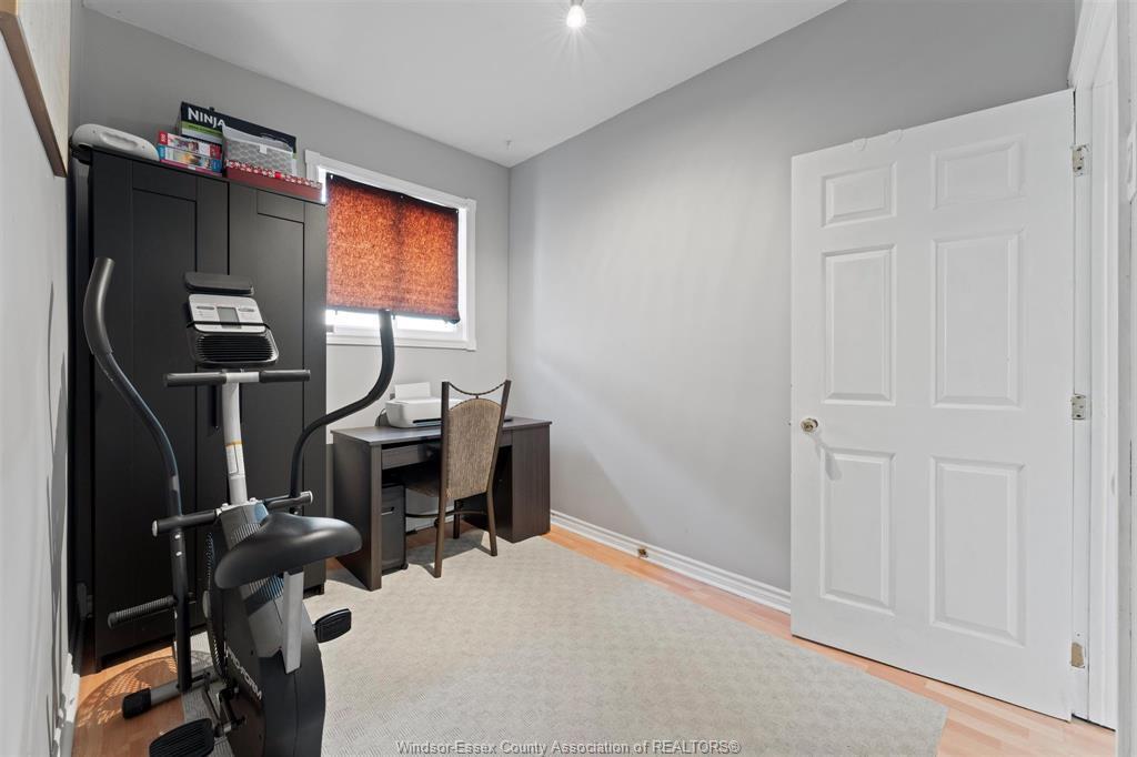 759 Glengarry Avenue, Windsor, ON - Indoor