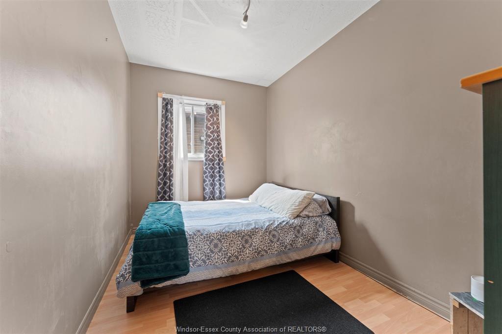 759 Glengarry Avenue, Windsor, ON - Indoor Photo Showing Bedroom