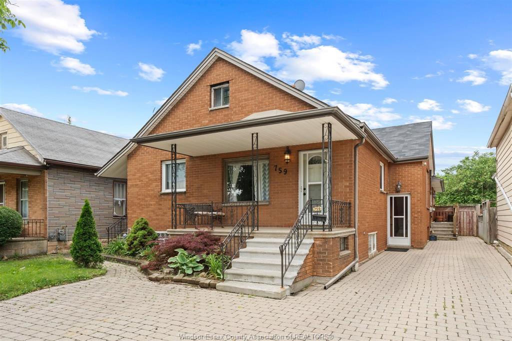 759 Glengarry Avenue, Windsor, ON - Outdoor With Deck Patio Veranda