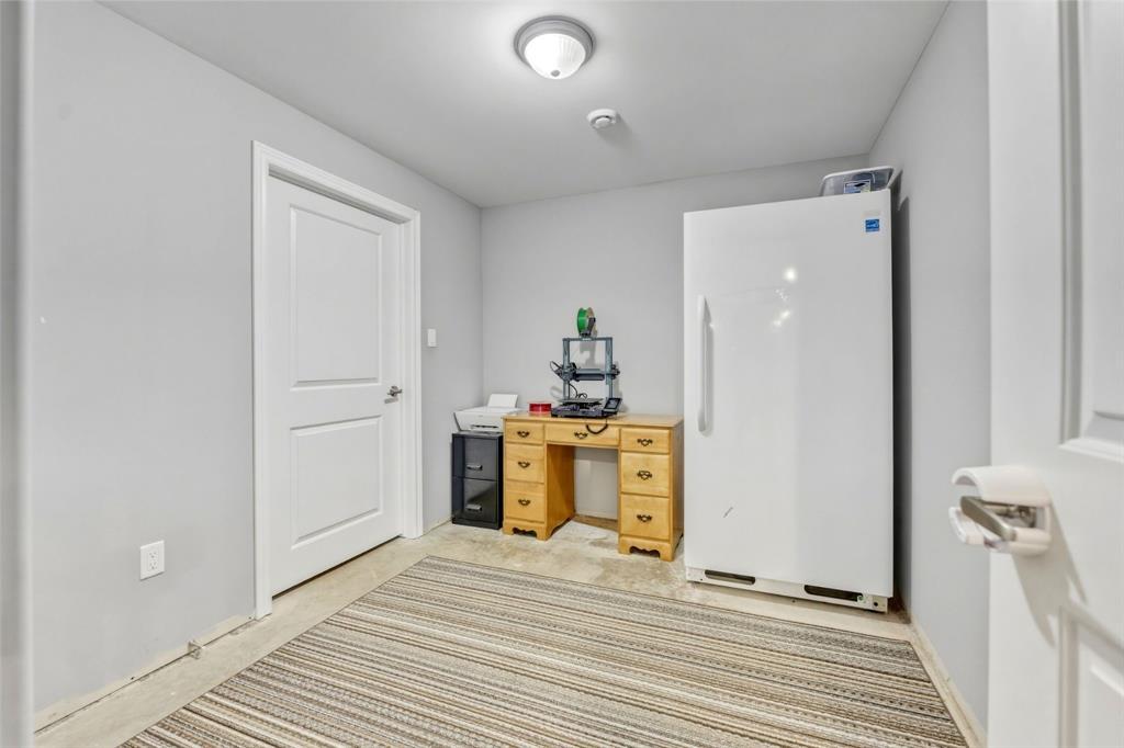 3960 Cullen Drive, Plympton-Wyoming, ON - Indoor