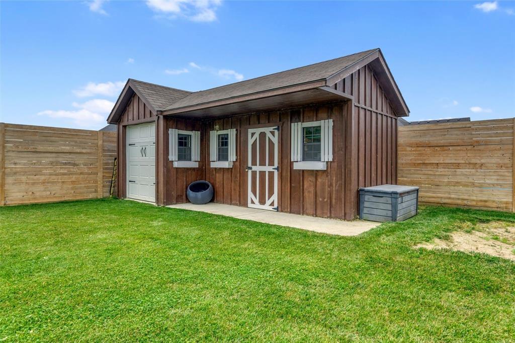 3960 Cullen Drive, Plympton-Wyoming, ON - Outdoor