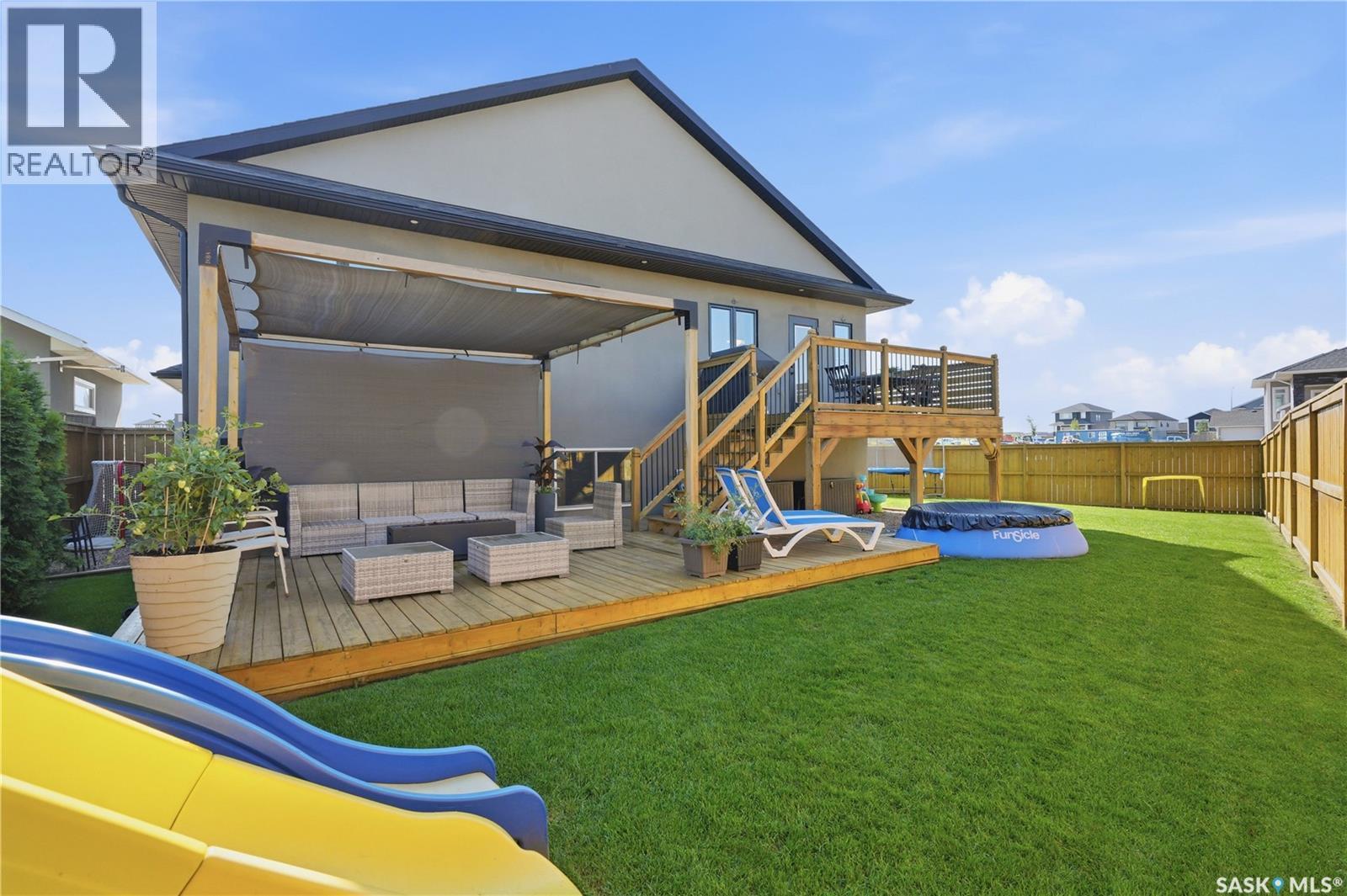 822 Werschner Court, Saskatoon, SK - Outdoor