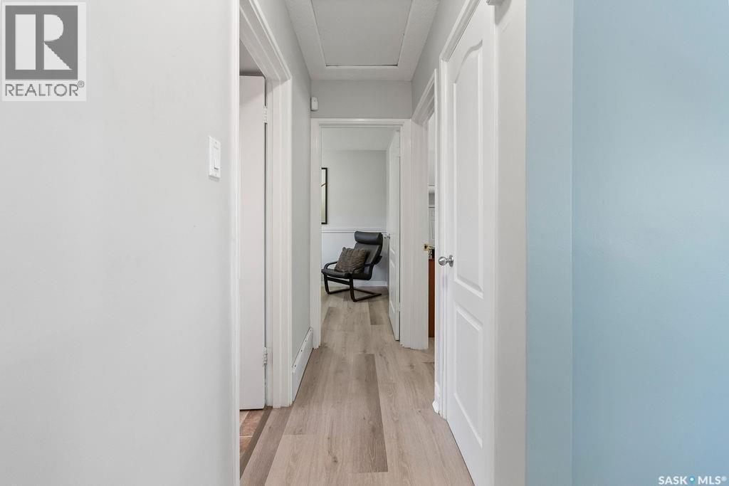 5309 1St Avenue, Regina, SK - Indoor Photo Showing Other Room