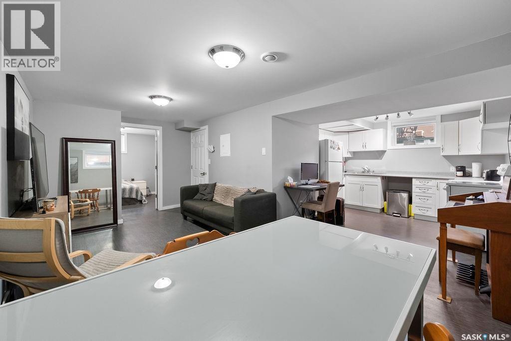 5309 1St Avenue, Regina, SK - Indoor