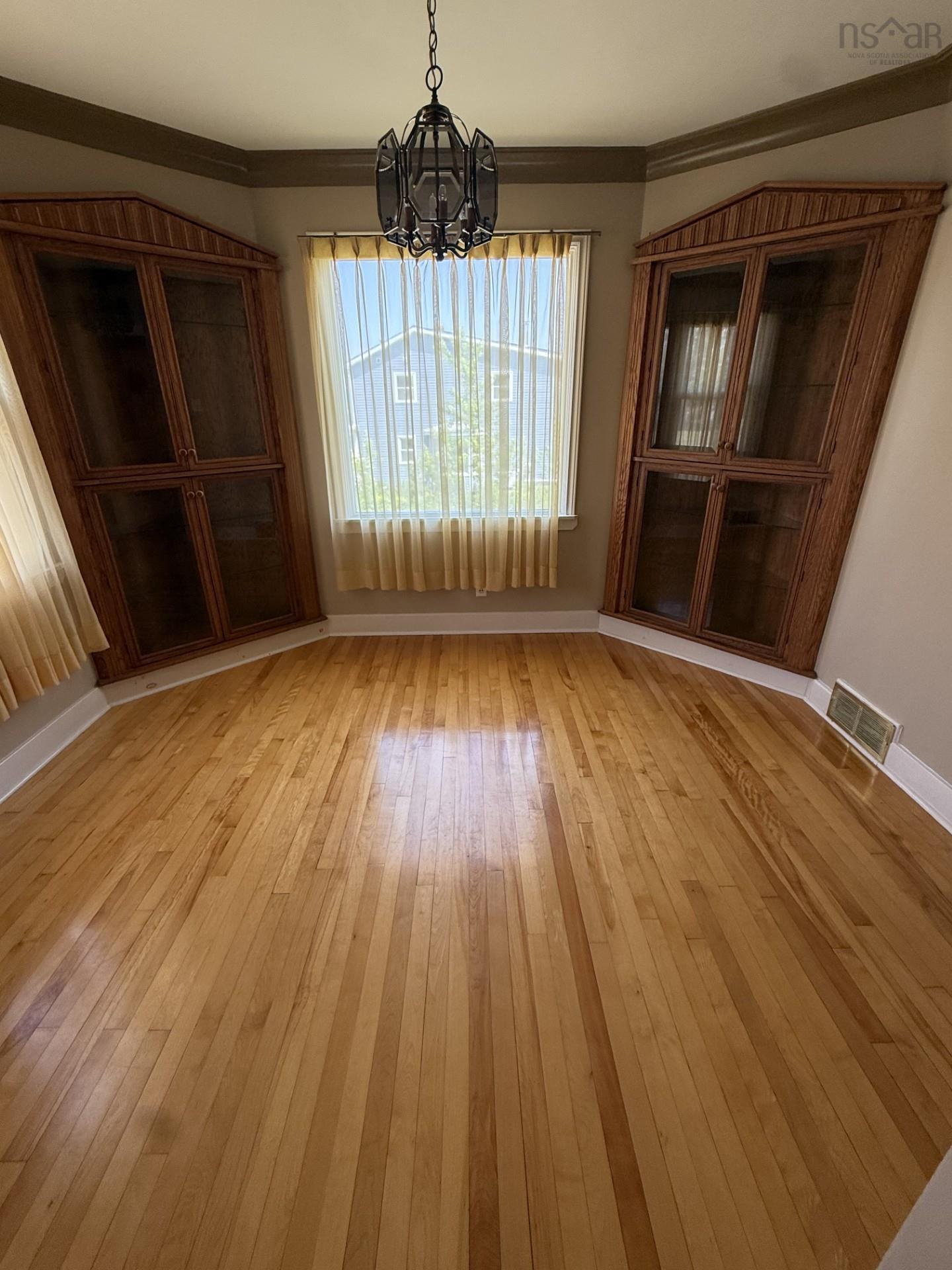 65 Macdonald Street, Antigonish, N.S., Antigonish, NS - Indoor Photo Showing Other Room
