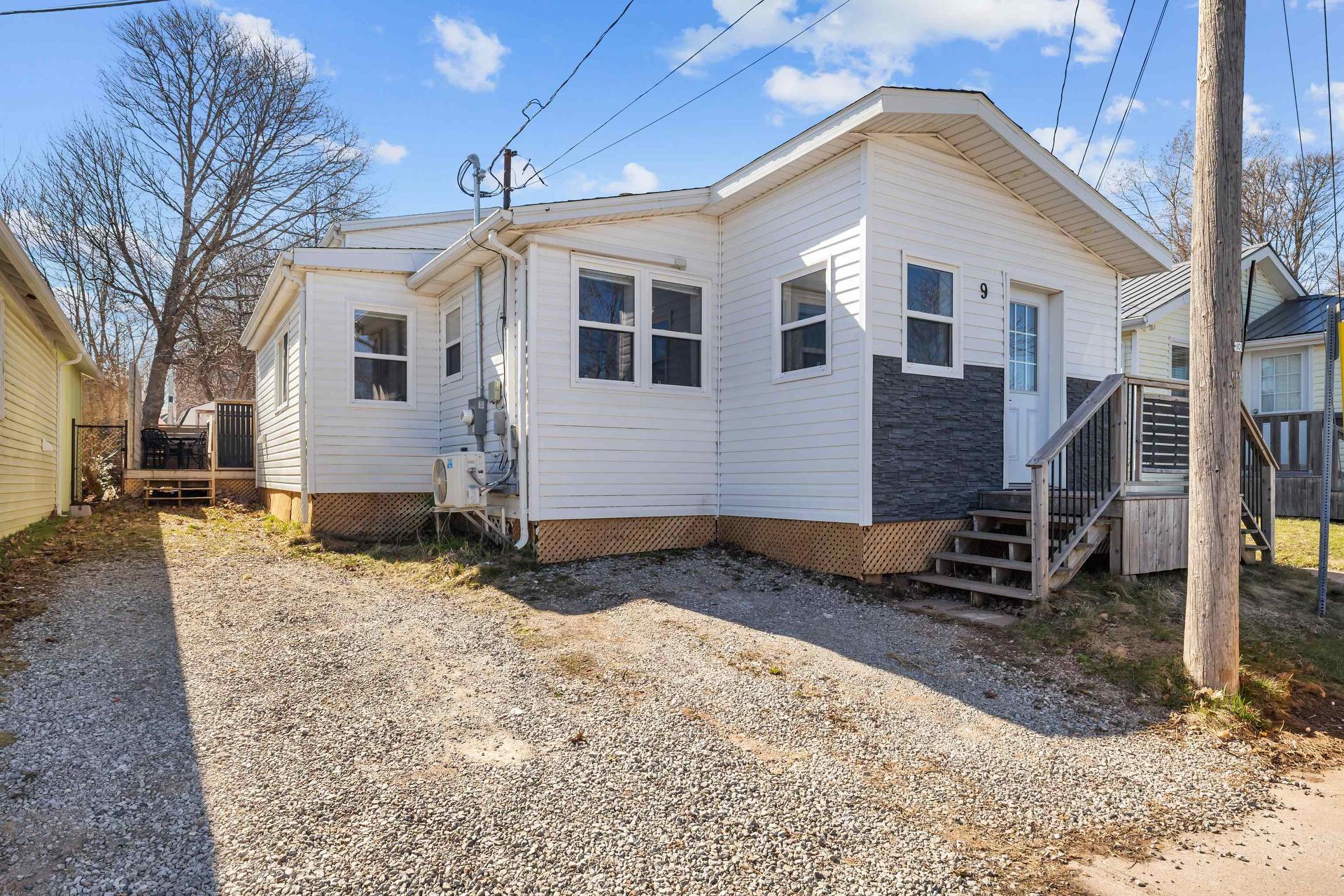 9 Desbrisay Crescent, Charlottetown, PE