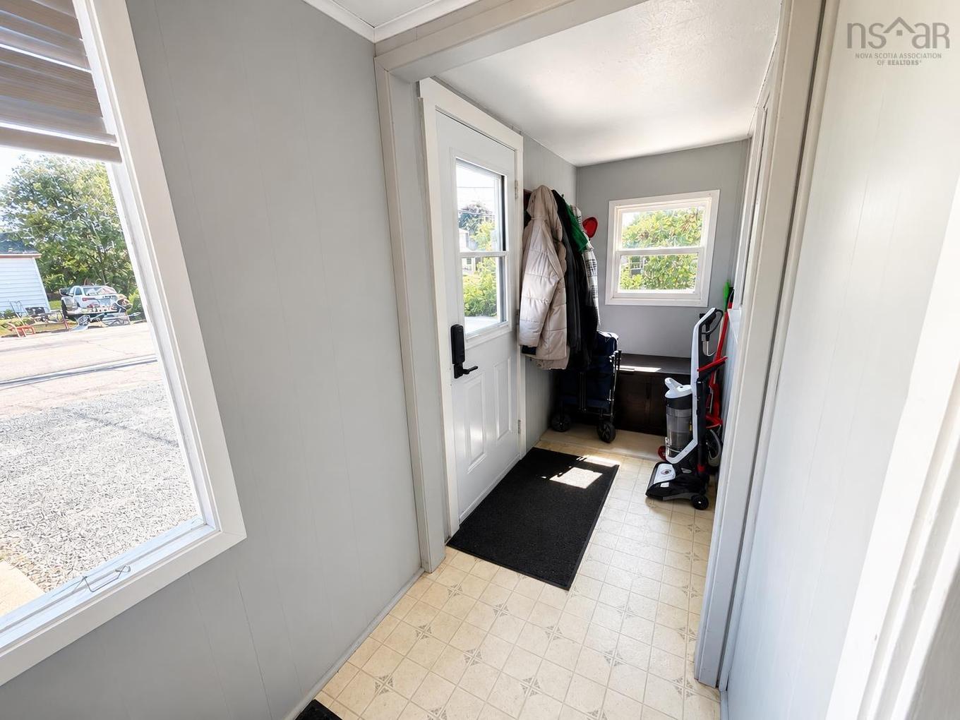 364 Queen Street, Truro, NS - Indoor Photo Showing Other Room