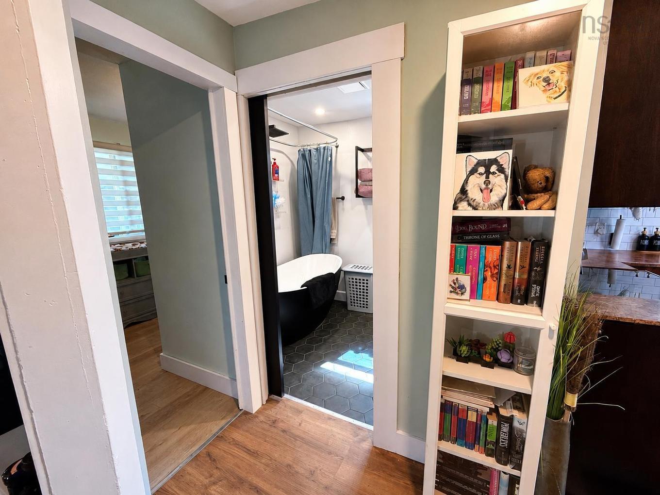 364 Queen Street, Truro, NS - Indoor Photo Showing Other Room