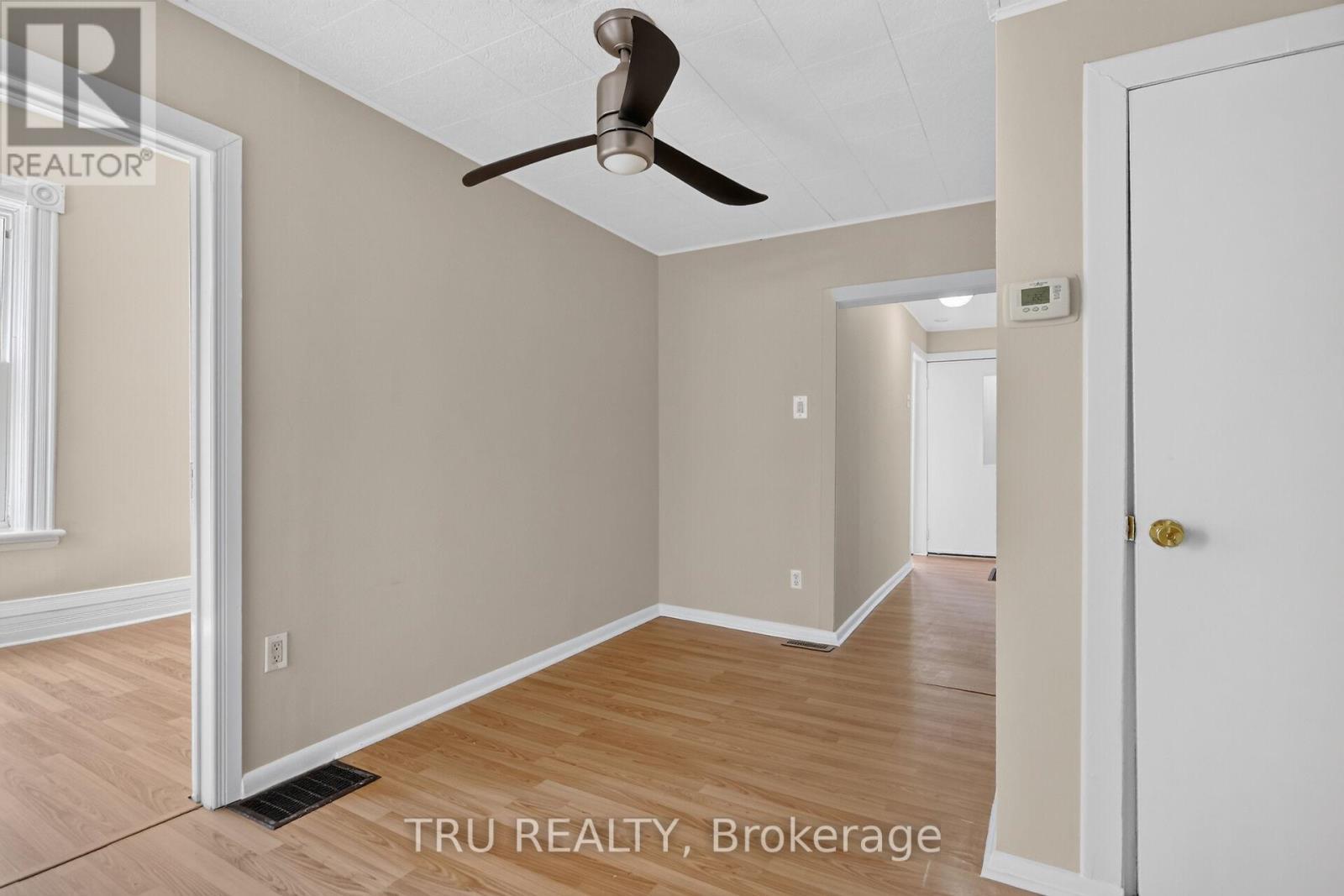 45 Bell Street N, Ottawa, ON - Indoor Photo Showing Other Room