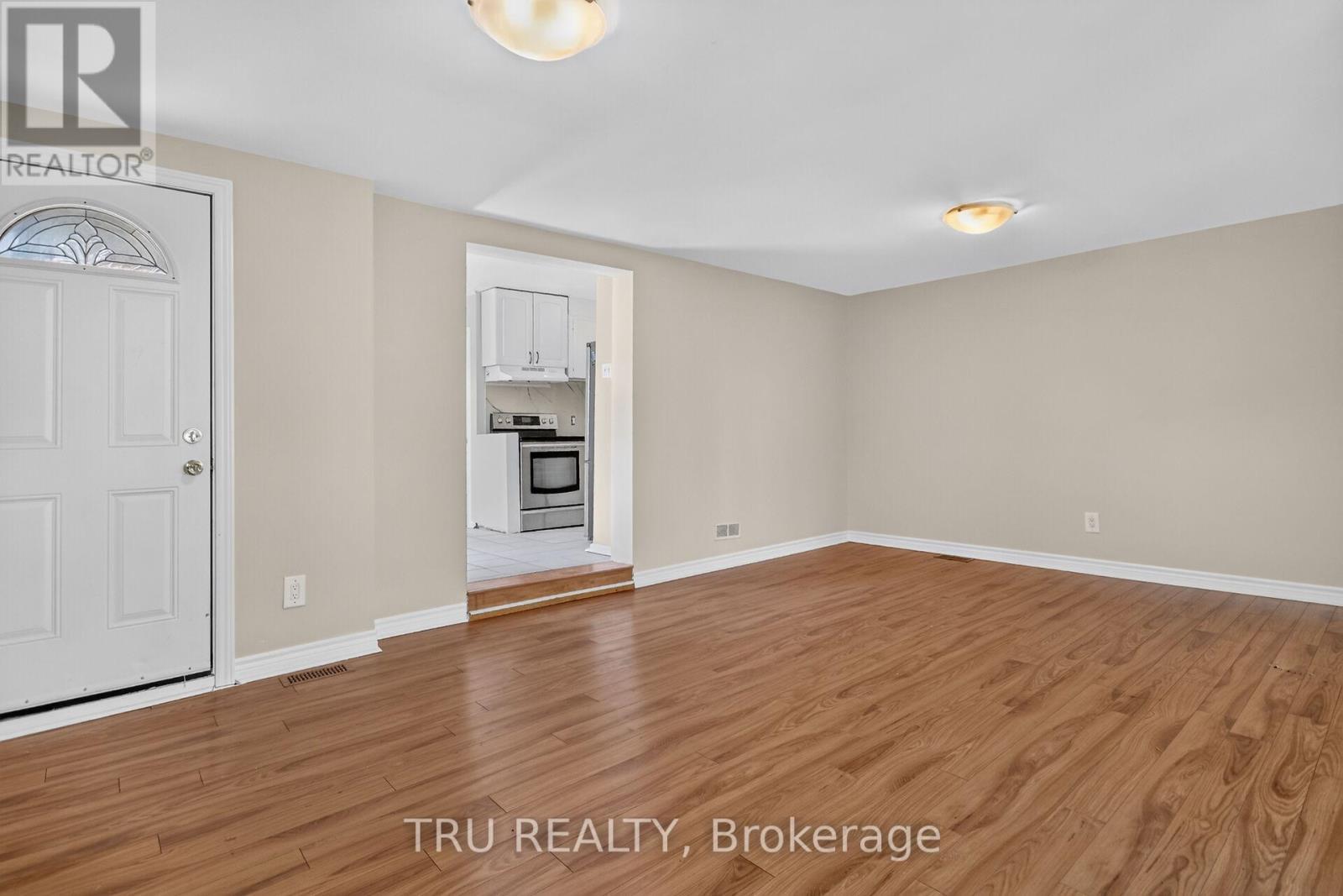 45 Bell Street N, Ottawa, ON - Indoor Photo Showing Other Room