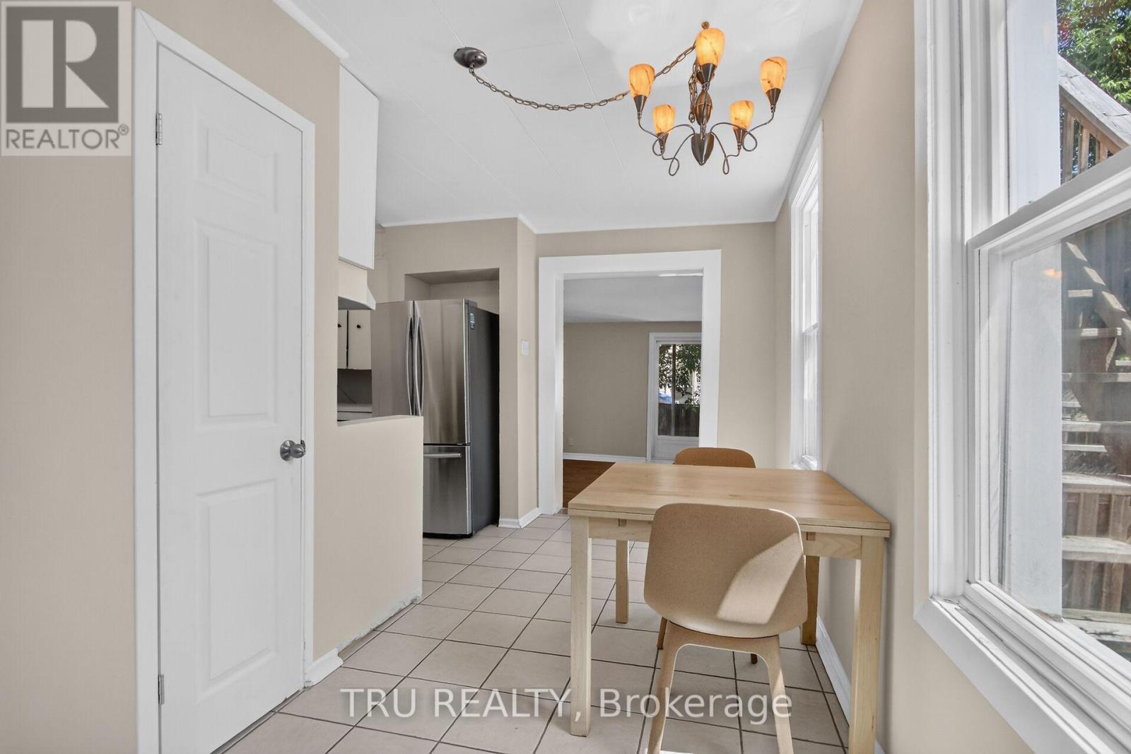 45 Bell Street N, Ottawa, ON - Indoor Photo Showing Other Room