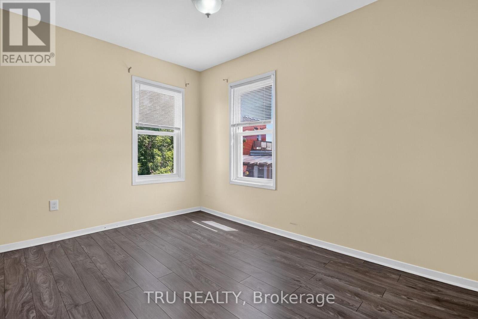 45 Bell Street N, Ottawa, ON - Indoor Photo Showing Other Room