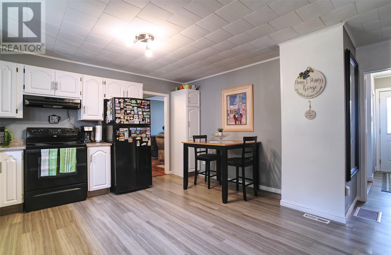 37 Main Road, Riverhead, NL - Indoor Photo Showing Kitchen