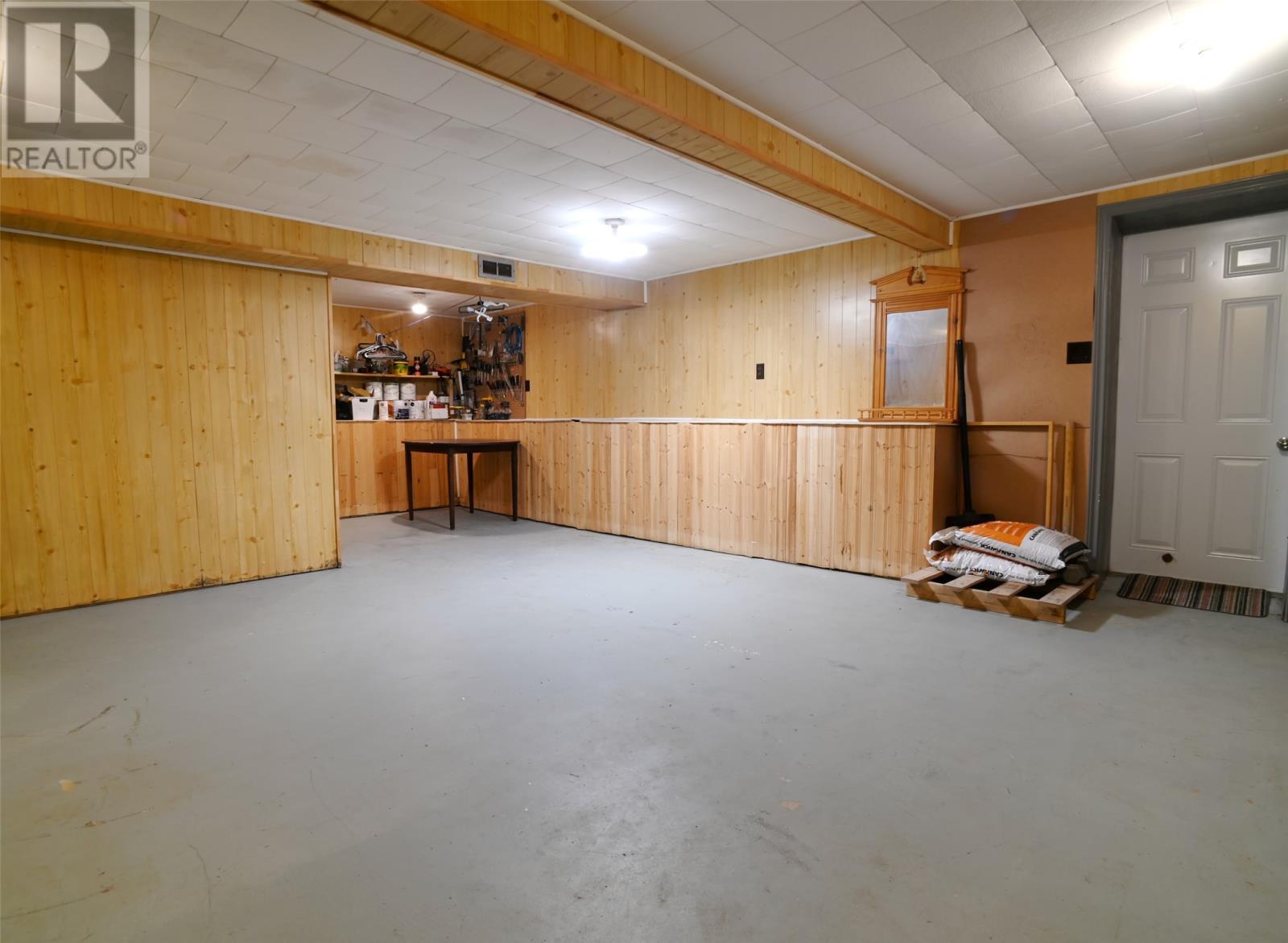 37 Main Road, Riverhead, NL - Indoor