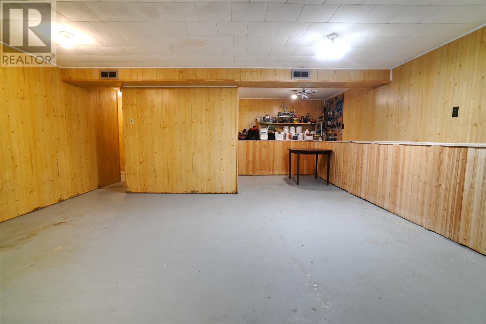 37 Main Road, Riverhead, NL - Indoor