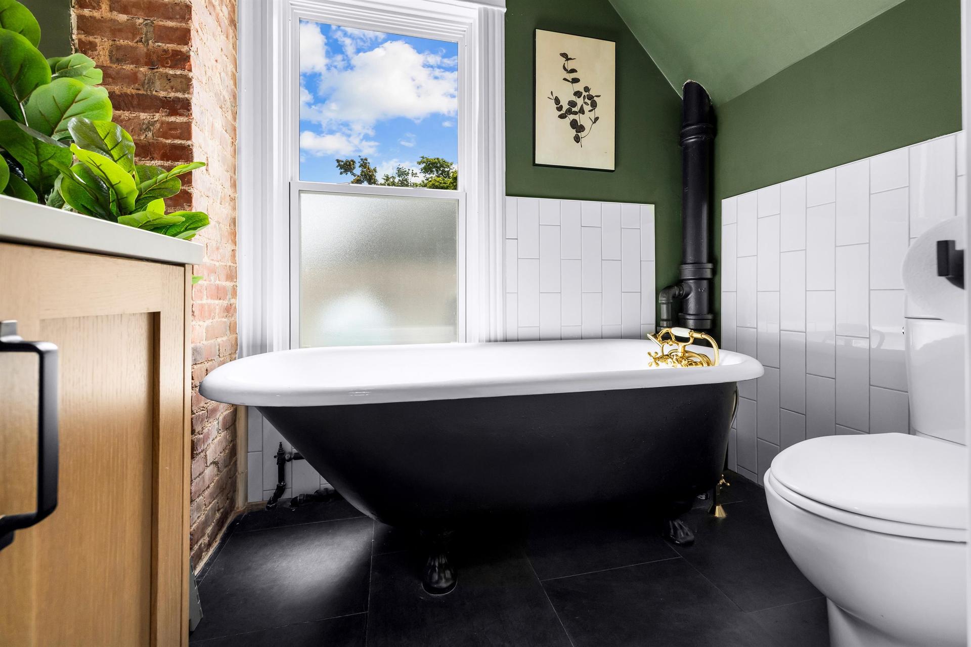 26 Euston Street, Charlottetown, PE - Indoor Photo Showing Bathroom