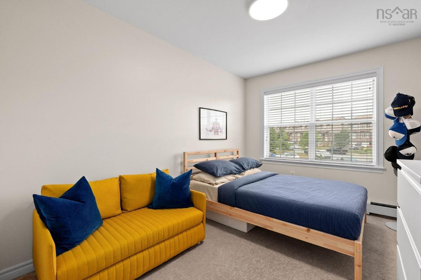 61 Morningfield Lane, Dartmouth, NS - Indoor Photo Showing Bedroom