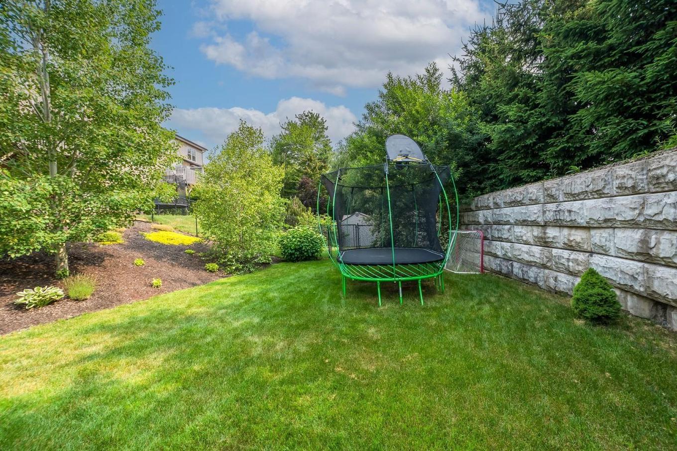 61 Morningfield Lane, Dartmouth, NS - Outdoor