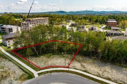 Rue Alice-Campbell Sherbrooke (Les Nations), QC J1L 0K3