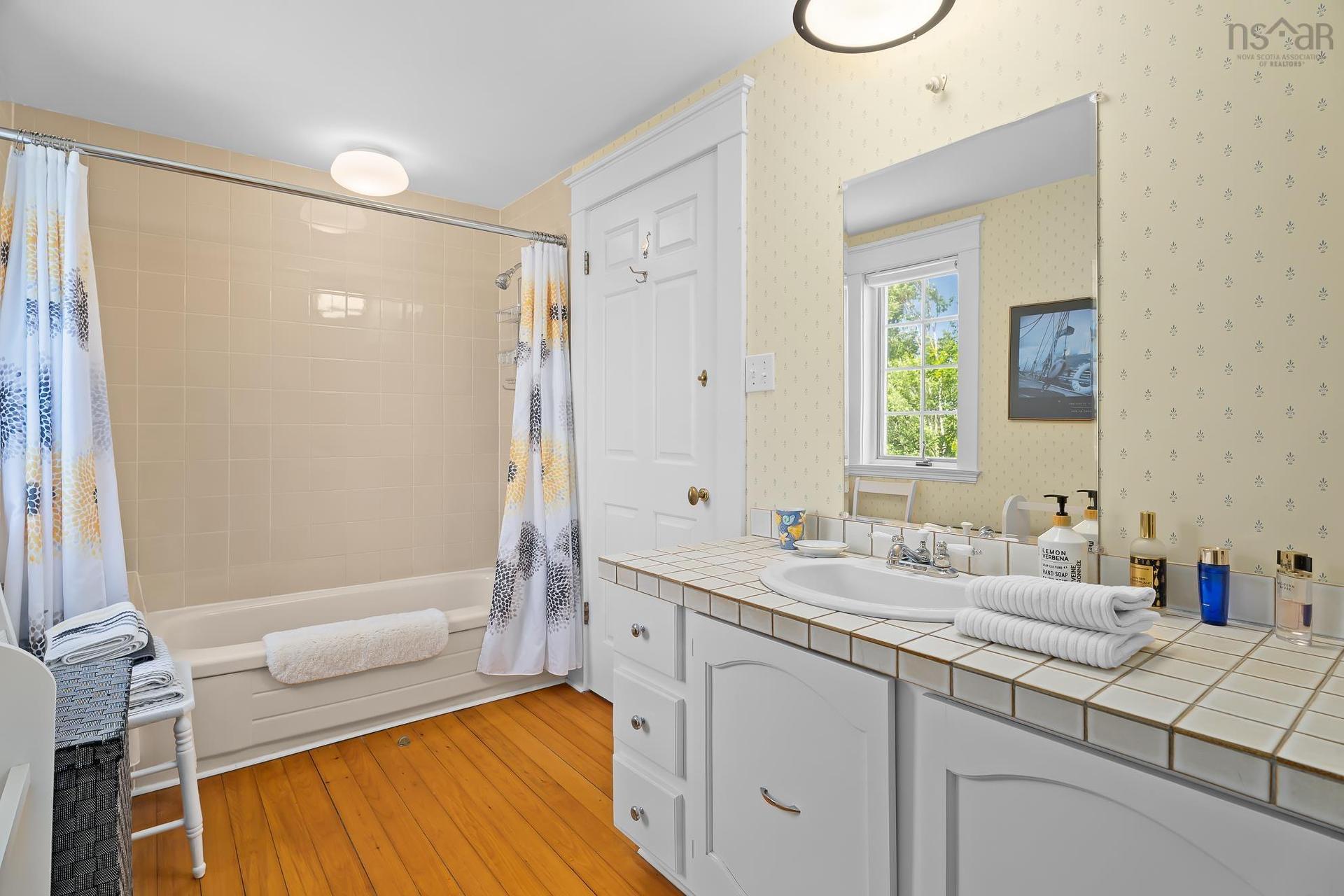 20 Fredas Point Extension, Chester, NS - Indoor Photo Showing Bathroom