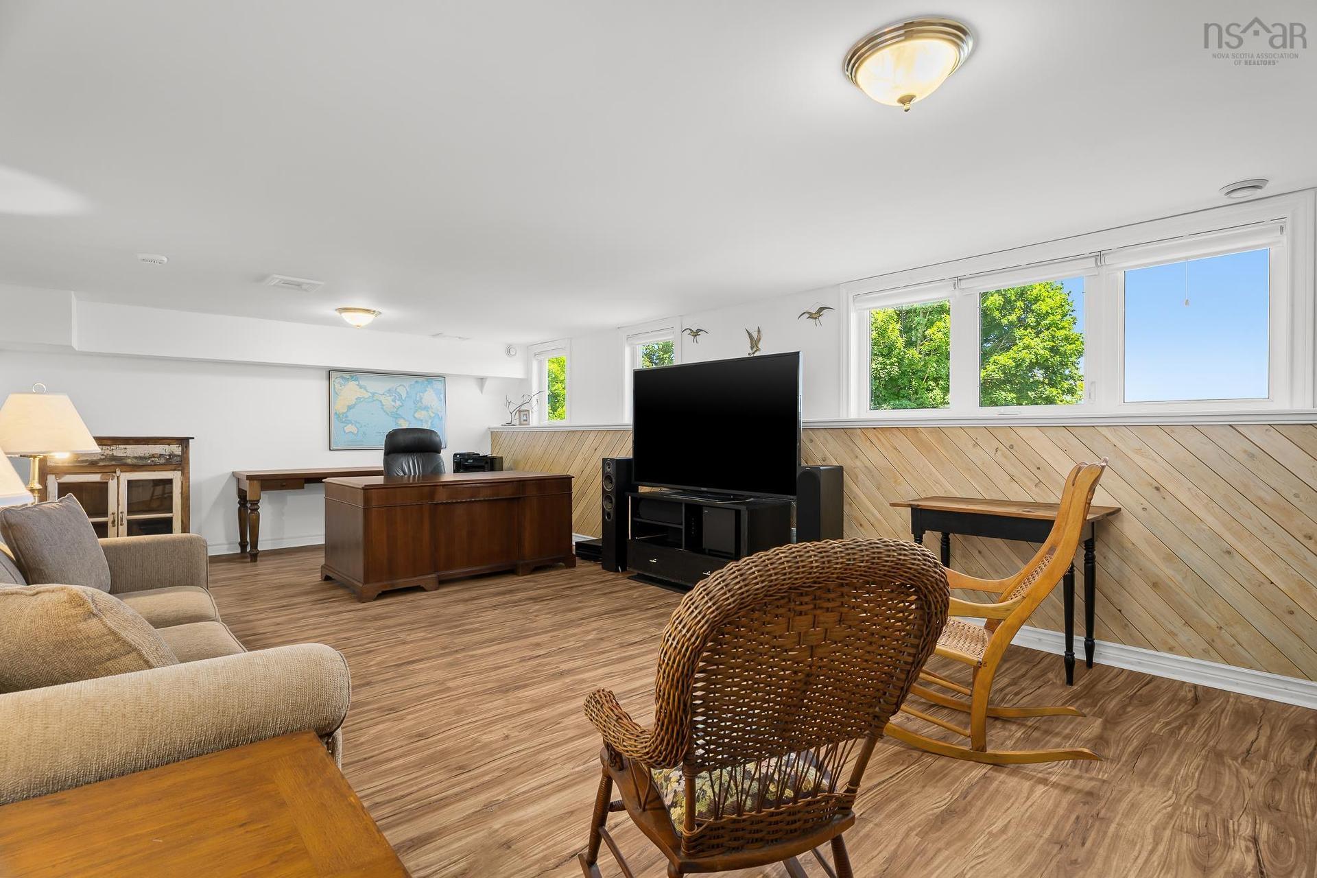 20 Fredas Point Extension, Chester, NS - Indoor Photo Showing Living Room