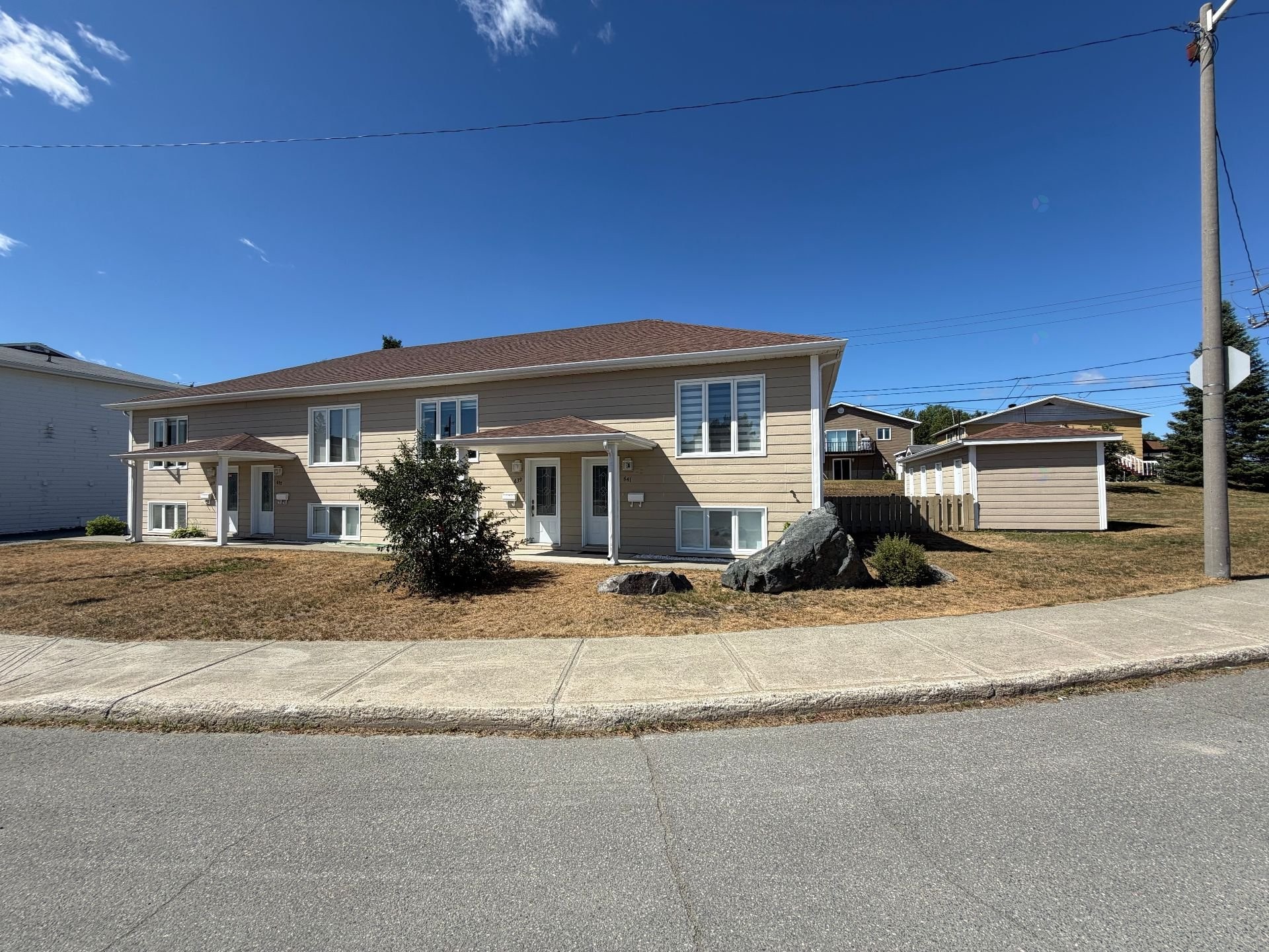 Front of Structure - 641 Rue Taschereau E., Rouyn-Noranda, QC - Outdoor