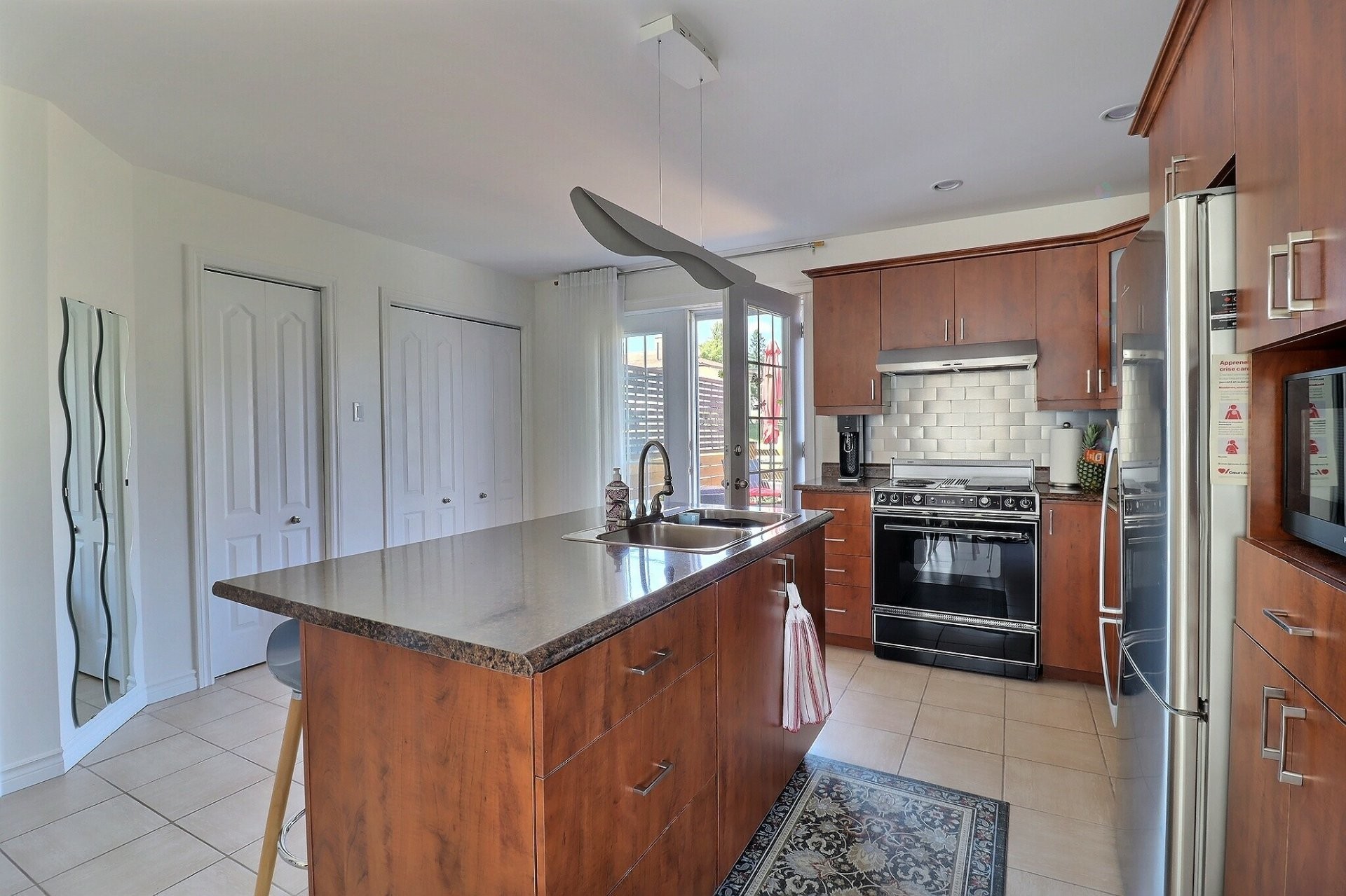 Kitchen - 641 Rue Taschereau E., Rouyn-Noranda, QC - Indoor Photo Showing Kitchen With Double Sink