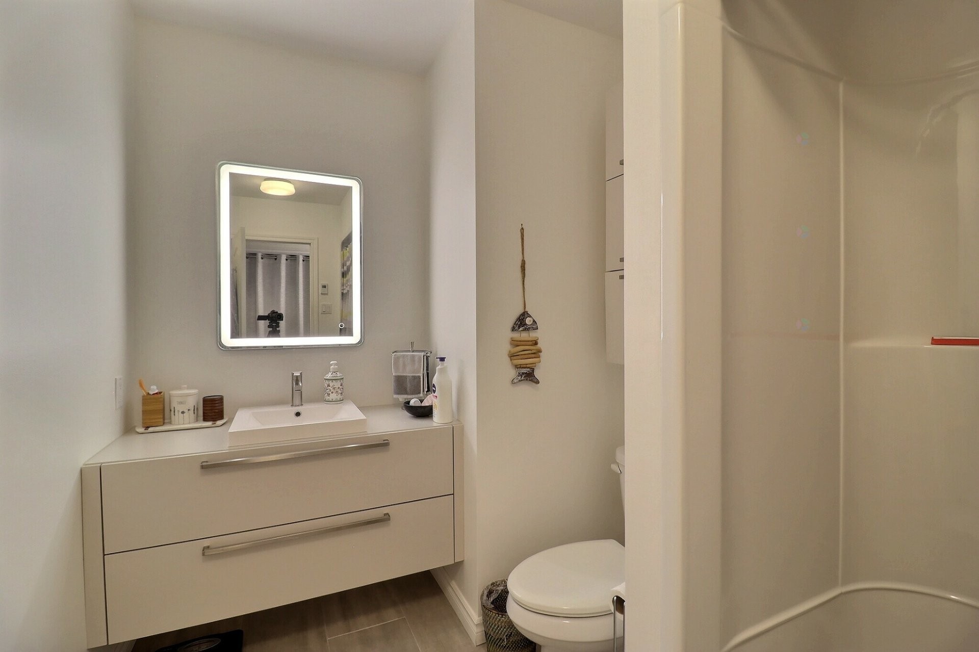Bathroom - 641 Rue Taschereau E., Rouyn-Noranda, QC - Indoor Photo Showing Bathroom