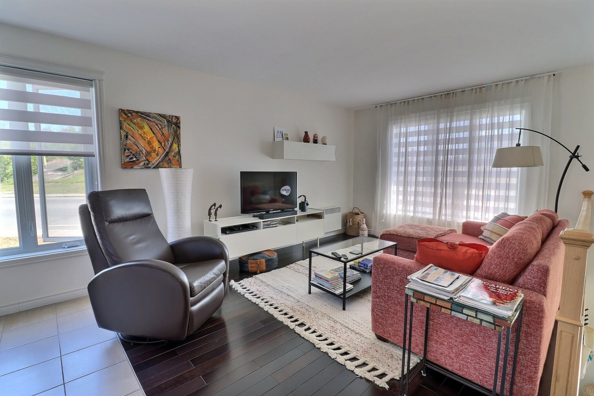 Living Room - 641 Rue Taschereau E., Rouyn-Noranda, QC - Indoor Photo Showing Living Room