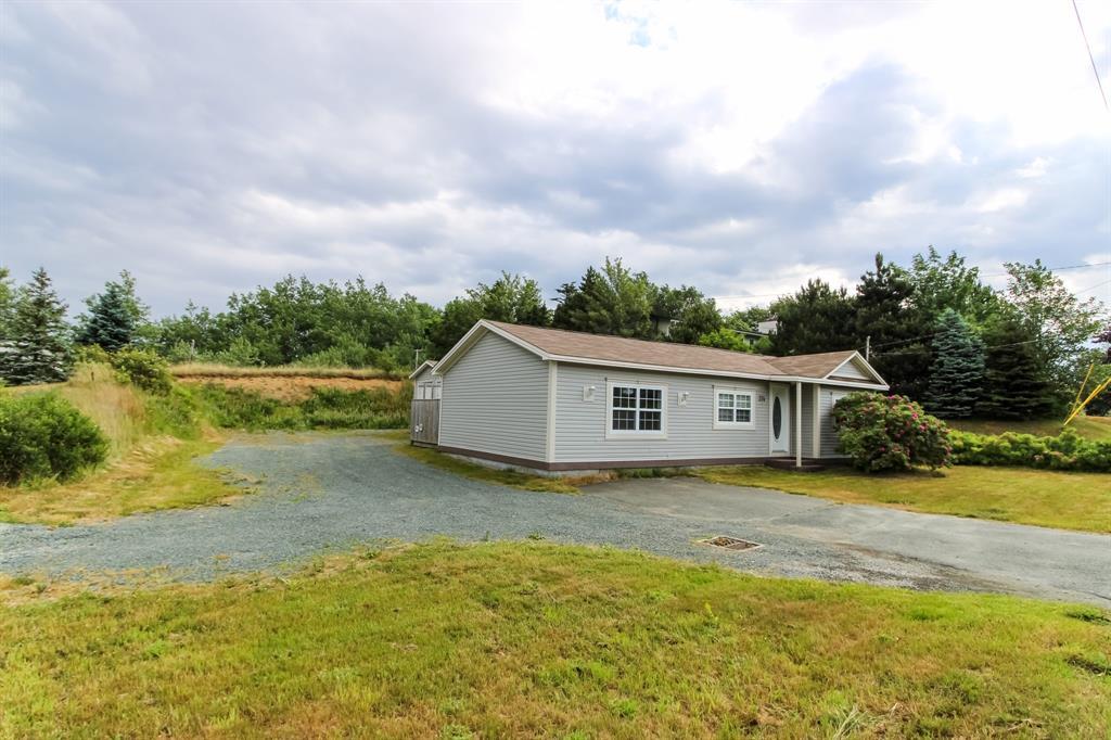 374 Conception Bay Highway, Conception Bay South, NL - Outdoor