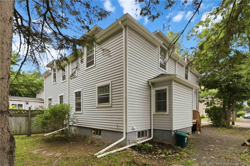 51-53 Lakewood Dr, Moncton, NB - Outdoor
