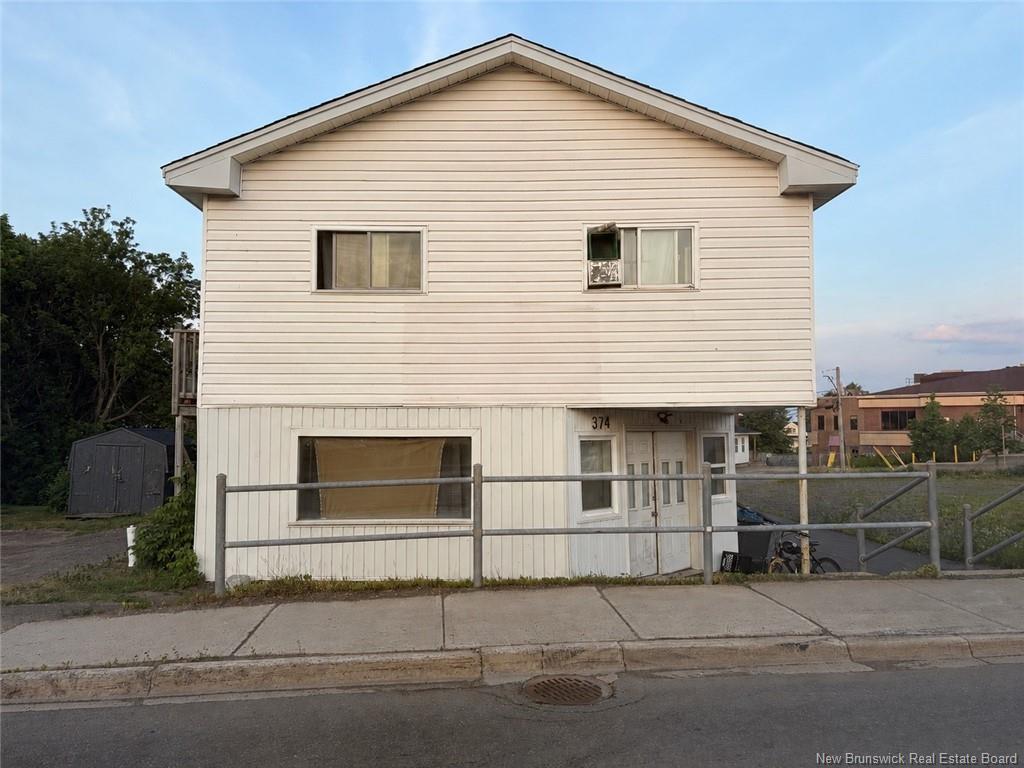 374 Acadie, Dieppe, NB