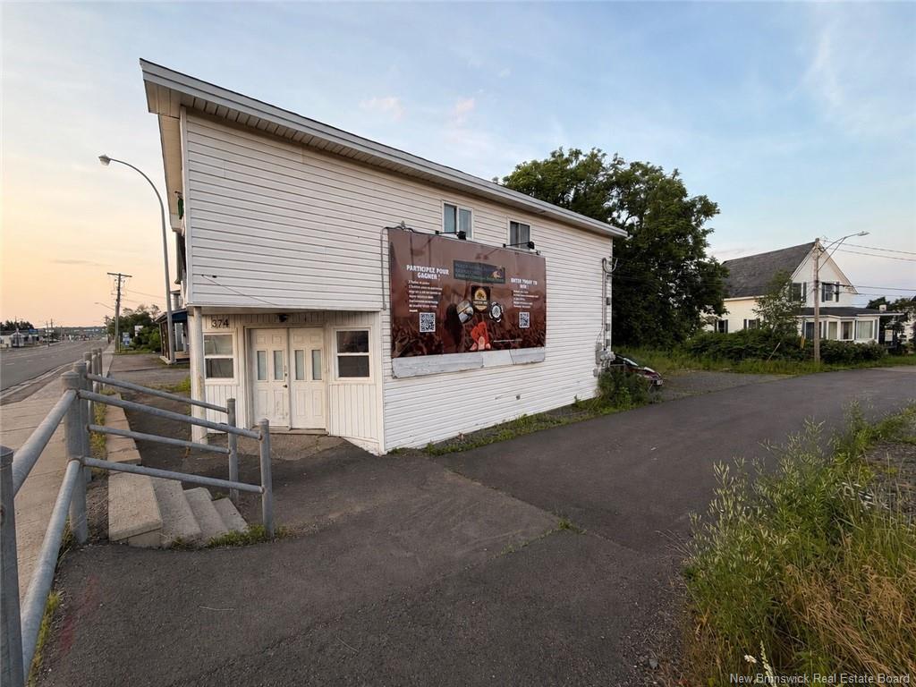 374 Acadie, Dieppe, NB