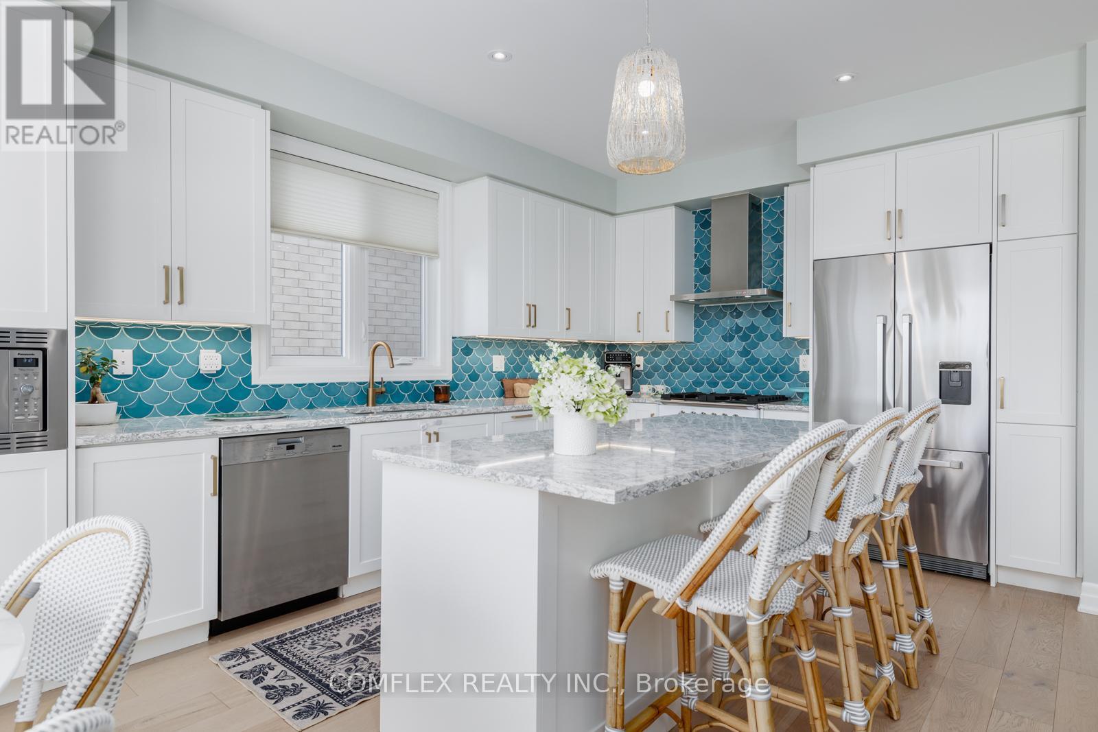 59 Maskell Crescent, Whitby, ON - Indoor Photo Showing Kitchen