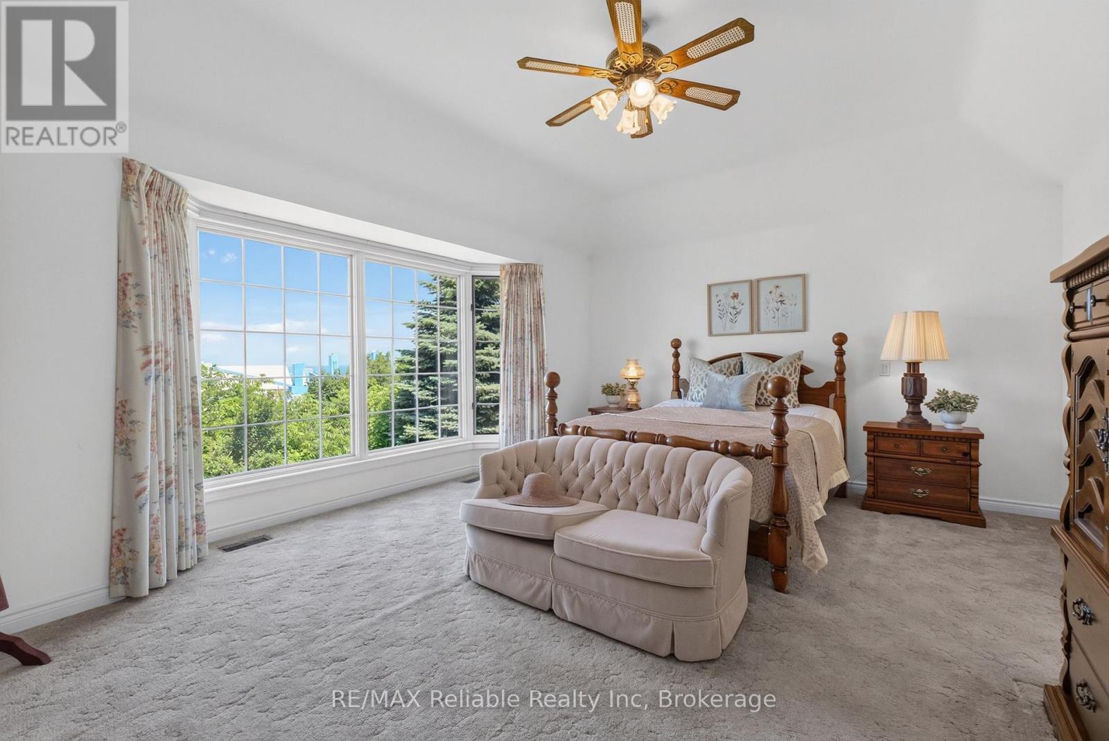 1 Harbour Lane, Goderich (Goderich (Town)), ON - Indoor Photo Showing Bedroom