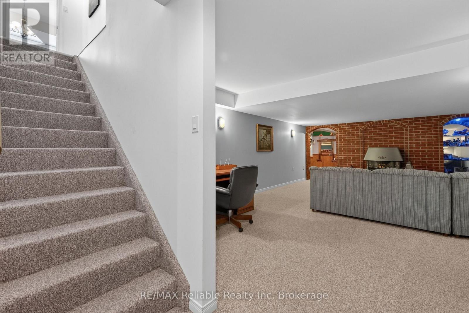 1 Harbour Lane, Goderich (Goderich (Town)), ON - Indoor Photo Showing Other Room