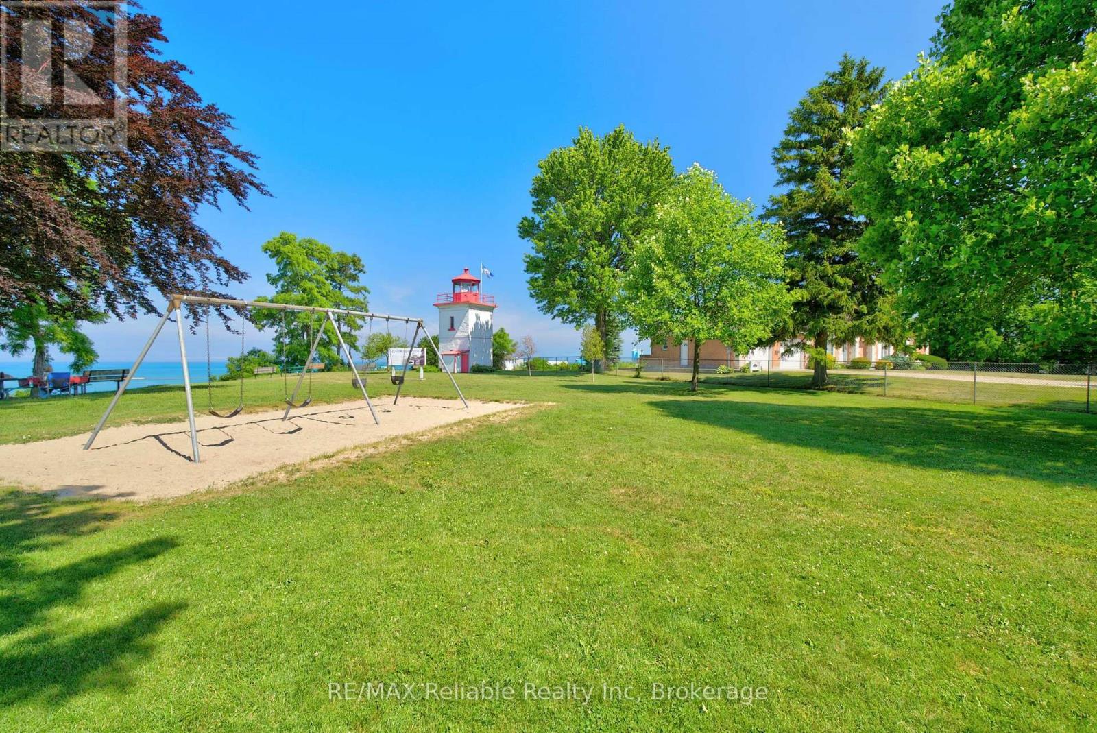 1 Harbour Lane, Goderich (Goderich (Town)), ON - Outdoor